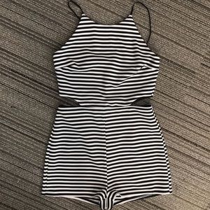 woman’s romper black and white